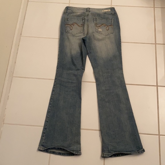 L.E.I. Blue Boot Cut Bottoms Jeans - Picture 5 of 7